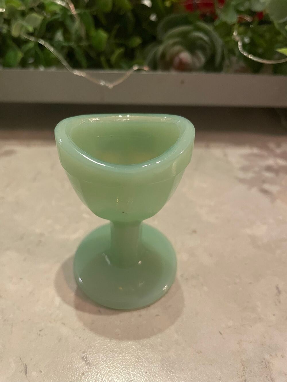 Vintage Guernsey Glass 60’s Jadeite Green Optical Eye Wash Cup w some Uranium